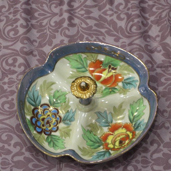 Other - VINTAGE! FLOWER JEWELRY DISH